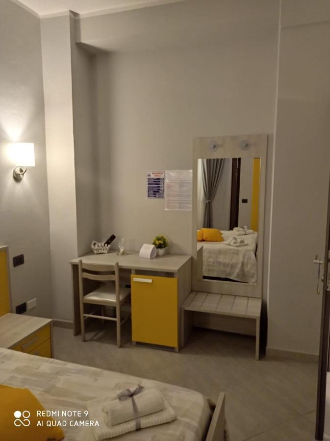Affittacamere Borgata Marina Roseto Capo Spulico Dış mekan fotoğraf